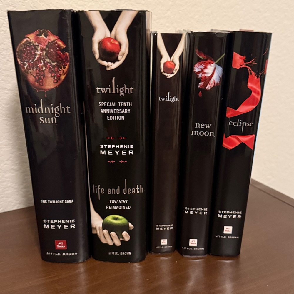 Twilight Saga Hardback Book Set